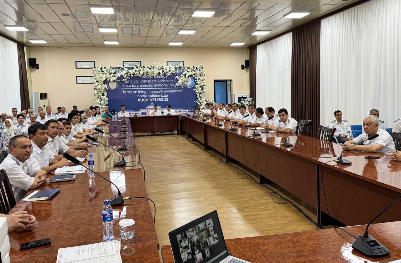 Temiryo‘lchilarning fidokor mehnati munosib taqdirlandi