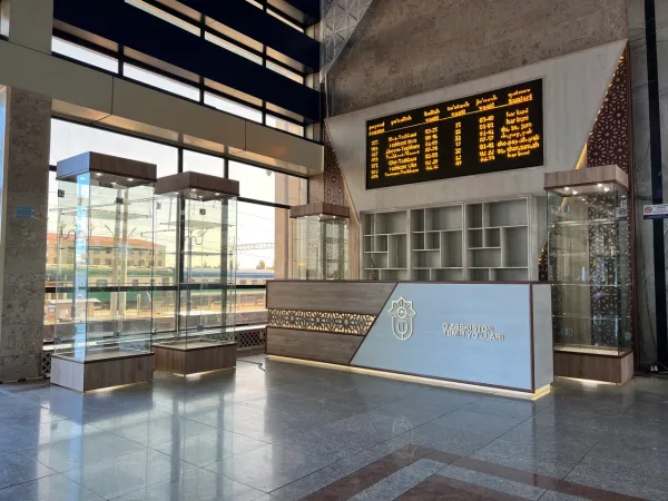 Samarqand Temir Yo'l Stantsiyasi